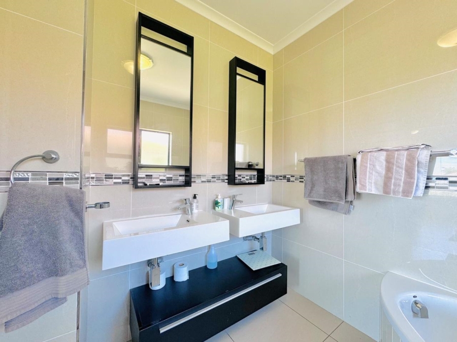 3 Bedroom Property for Sale in Langebaan Country Estate Western Cape